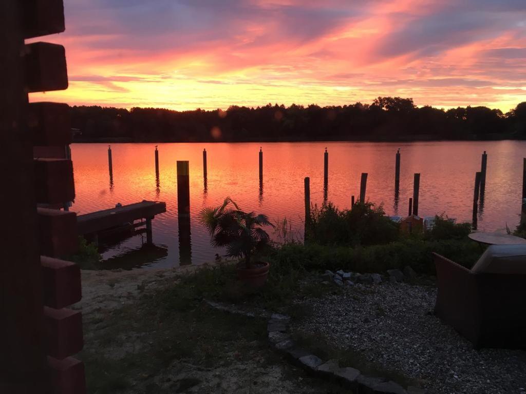 Schoene 3Zimmer Ferienwohnung Direkt Am Baalensee Fürstenberg-Havel 외부 사진