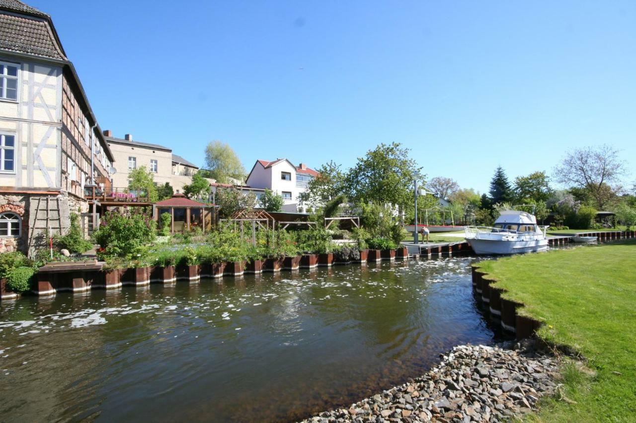 Schoene 3Zimmer Ferienwohnung Direkt Am Baalensee Fürstenberg-Havel 외부 사진