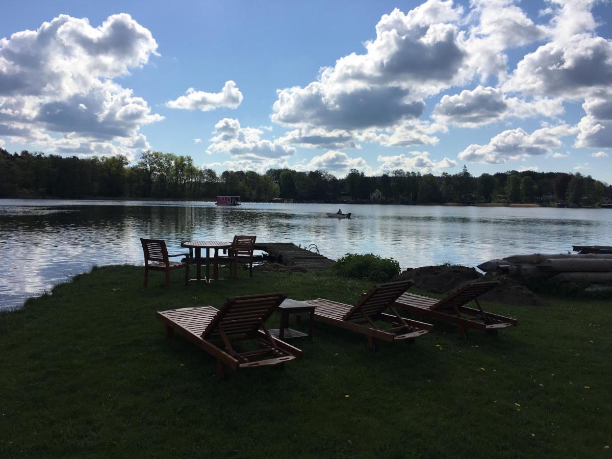 Schoene 3Zimmer Ferienwohnung Direkt Am Baalensee Fürstenberg-Havel 외부 사진